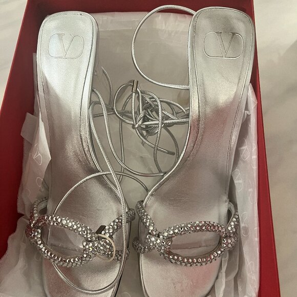 Valentino Chain Sandals - Picture 1 of 4
